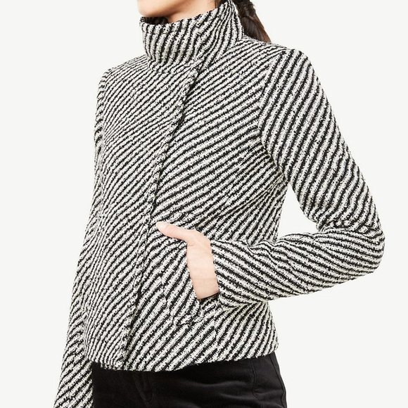 Ann Taylor Black and White Funnel Neck Coat - M - Picture 1 of 1